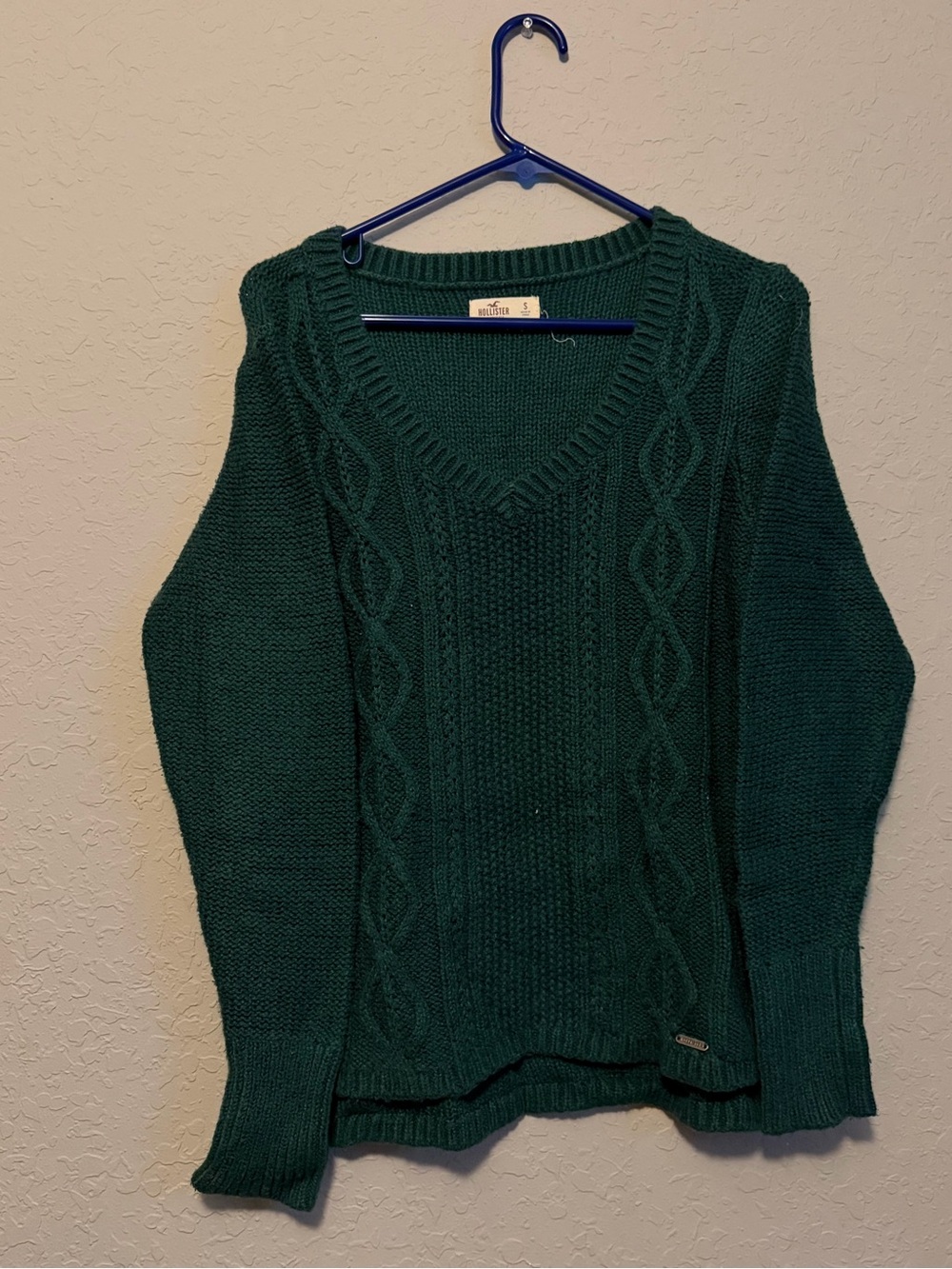Hollister Dark Green Cable Knit V-Neck Sweater